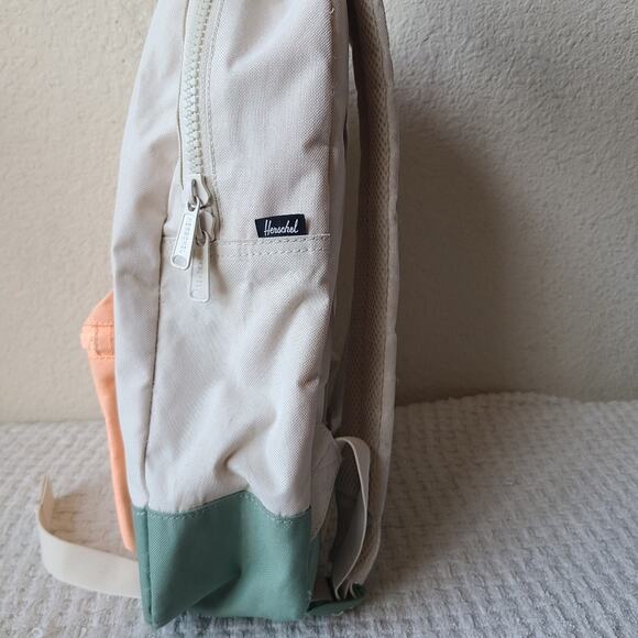 Herschel Colorblock Backpack with Front Pocket - Picture 4 of 16
